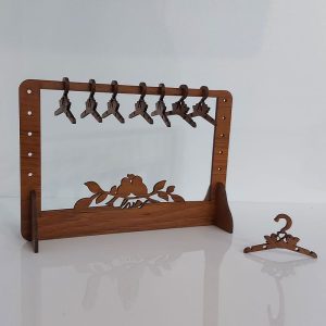 استند جواهرات طرح رگال لباس مدل پرنده